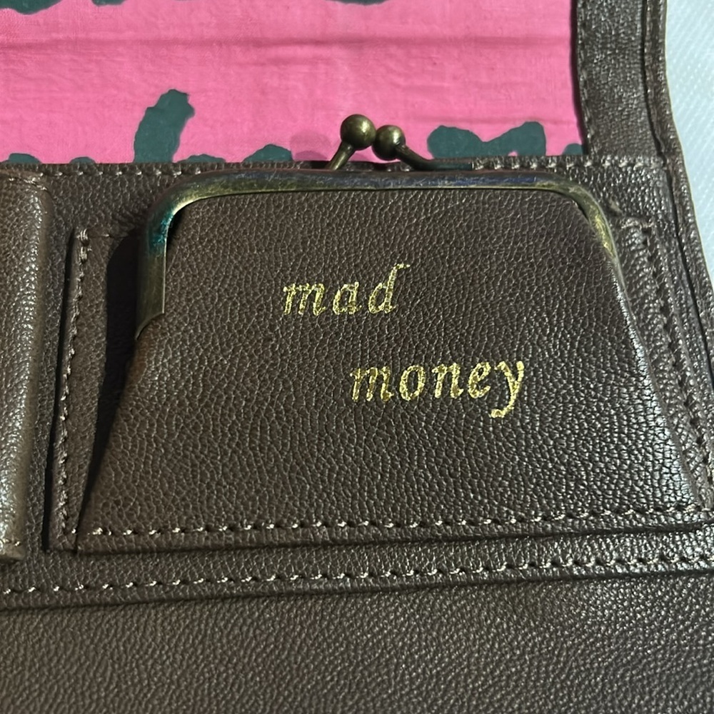 Juicy Couture wallet - Picture 7 of 9